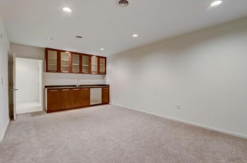 833 Reservoir Ave, Milwaukee WI 53212-3722 exterior