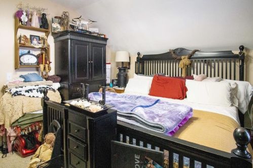 13 Beckside Rd, Providence RI 02911-1010 exterior