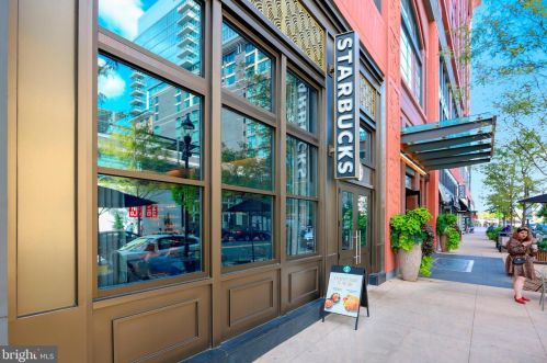 11601 Magruder Ln, Rockville MD 20852-4369 exterior