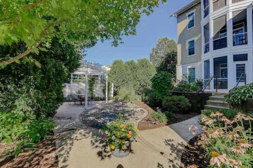 201 Blair St, Madison WI  53703-4633 exterior