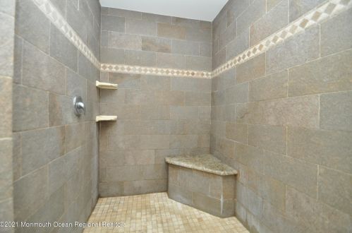 1532 Sommerell Ave, Lacey NJ 08731-3456 exterior