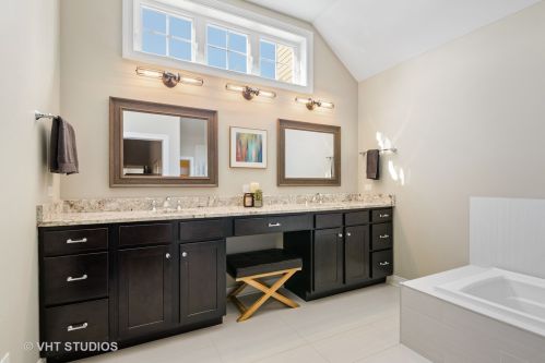 3320 Hamilton Ave, Chicago IL 60636-1018 exterior