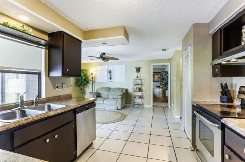 4619 Chippendale Dr, Naples FL 34112-5259 exterior