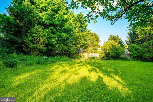 2600 Northrup Dr, Rockville MD 20850-3083 exterior