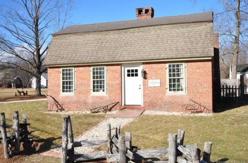 130 Hayden Station Rd, Windsor, CT 06095-1411