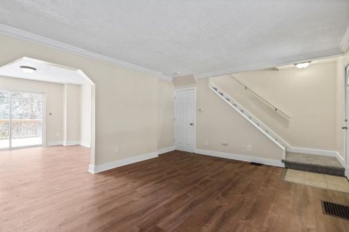 819 Berwin Ave, Pittsburgh PA 15226-1620 exterior