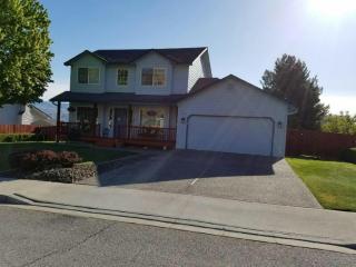 619 Royal Anne Dr, Wenatchee WA  98801-6245 exterior