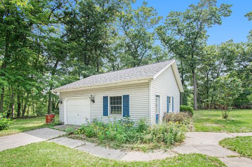 17320 Limberlost Rd, Three Rivers, MI 49093-8320
