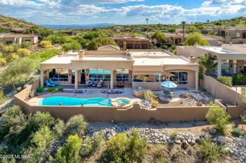 6185 Avenida De Chaparron, Tucson AZ  85750-1244 exterior