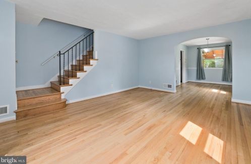 11930 Andrew Ct, Silver Spring MD 20902-1151 exterior