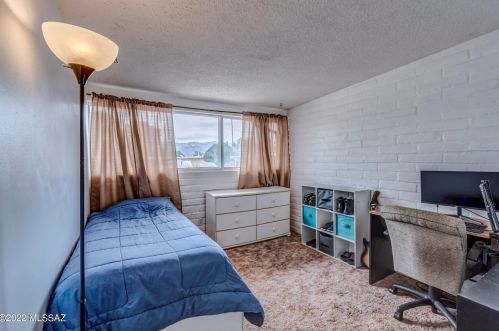 8532 Calle Bolivar, Tucson AZ  85715-5409 exterior