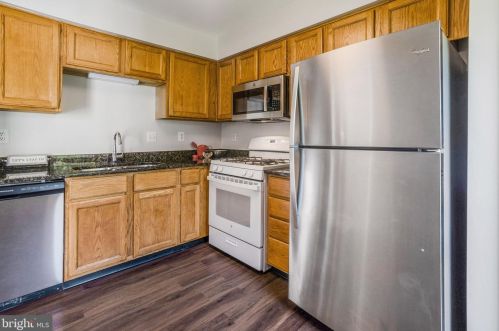 13504 Hayworth Dr, Rockville MD  20854-6395 exterior