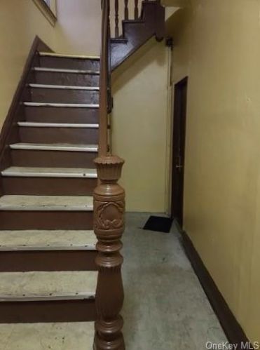 2998 Perry Ave, Bronx NY  10458-1710 exterior