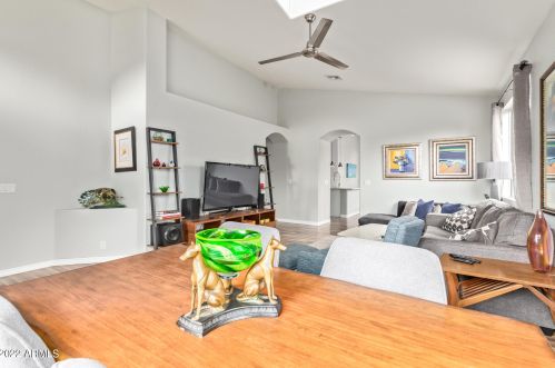 17848 15th St, Phoenix AZ  85022-1296 exterior