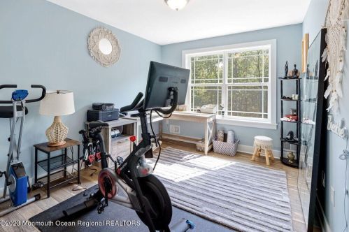 908 Calvin St, Lacey NJ 08731-1056 exterior