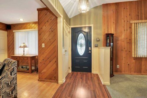 347 8 St, Bohemia NY 11716-1332 exterior