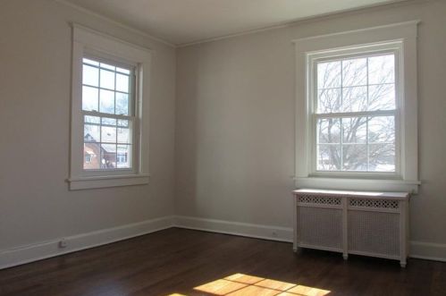 959 Braddock Ave, Pittsburgh PA 15218-1838 exterior