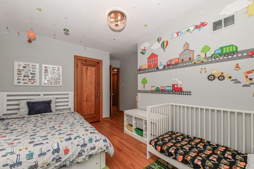 2508 Lefeber Ave, Milwaukee WI 53213-1222 exterior