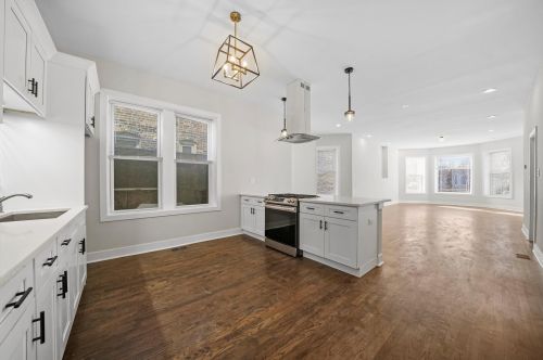 6511 Peoria St, Chicago IL 60621-1907 exterior