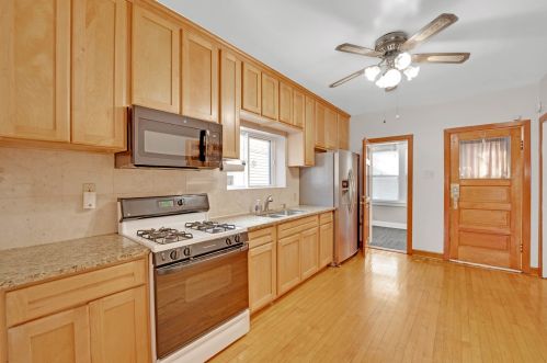 2818 72 Ct, Chicago IL 60707-1507 exterior