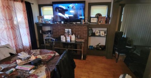 3253 25th St, Milwaukee, WI 53215-4418