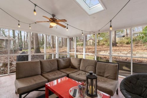 4576 Kingsgate Dr, Atlanta GA 30338-5935 exterior