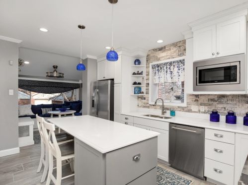 6423 Murdoch Ave, Saint Louis MO 63109-2656 exterior