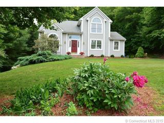 22 Laurel Ter, Manchester, CT 06040-6832