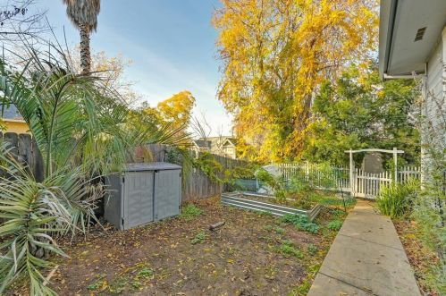 914 Mormon St, Folsom CA 95630-2611 exterior