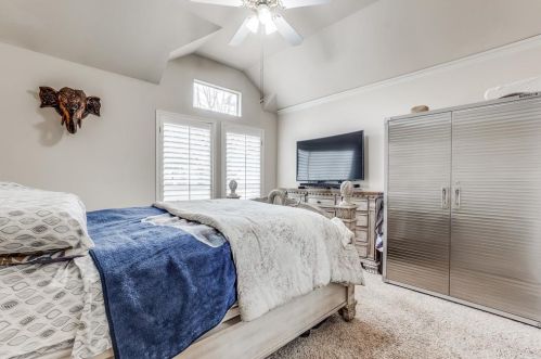 3836 Granbury Dr, Dallas TX 75287-4931 exterior