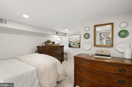 42 Quincy Pl, Washington DC 20001-1107 exterior