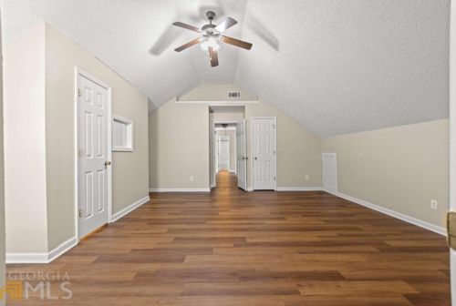 1560 Rogers Crossing Dr, Lithonia GA  30058-7005 exterior