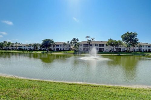 898 Carrick Bend Cir, Naples, FL 34110-3608