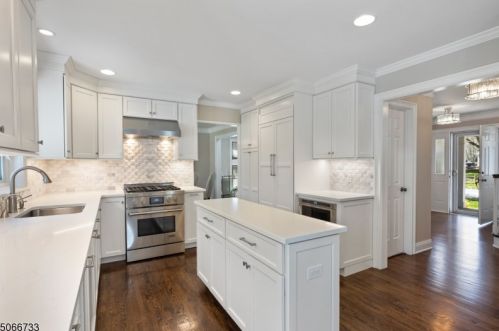 10 Applewood Ln, Morristown NJ 07960-5955 exterior