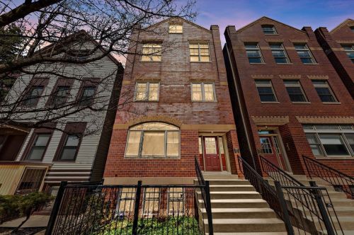 1352 George St, Chicago, IL 60657-6626