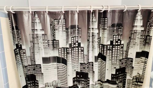 11731 Canberra Dr, Sandy UT 84094-5692 exterior