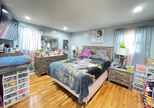 757 Shannon Ave, Perth Amboy NJ 08861-1630 exterior