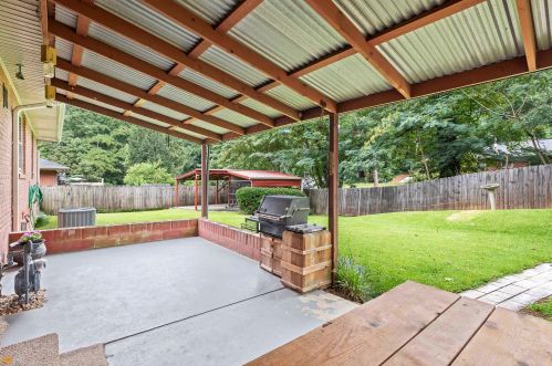 1976 Linda Dr, Austell GA 30168-4313 exterior