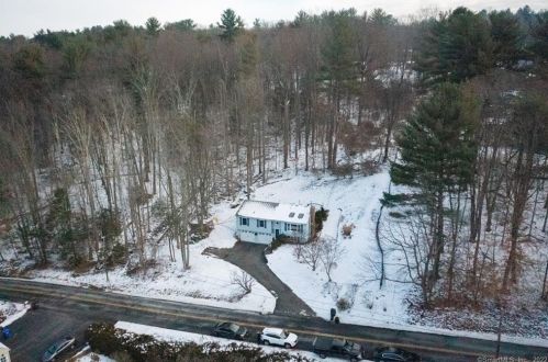 386 Scoville Hl Rd, Torrington CT 06791-1012 exterior