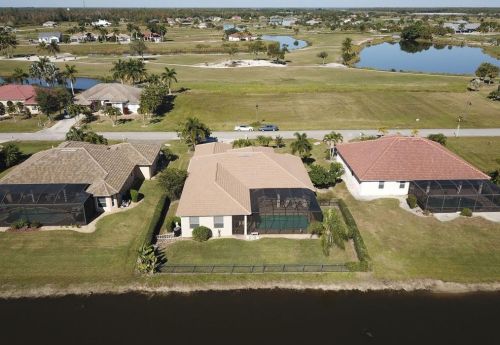 18421 Royal Hammock Blvd, Naples FL 34114-8931 exterior