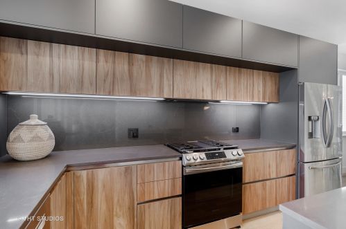 2528 Polk St, Chicago IL 60612-4126 exterior