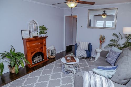 159 Armour Ave, Milwaukee, WI 53207-5801