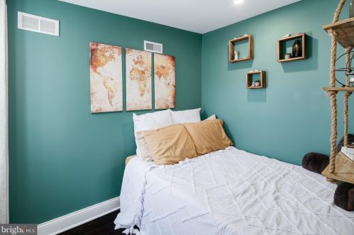 1904 Alder St, Philadelphia PA 19148-2365 exterior