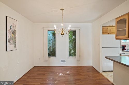 2014 Dundee Rd, Rockville MD exterior