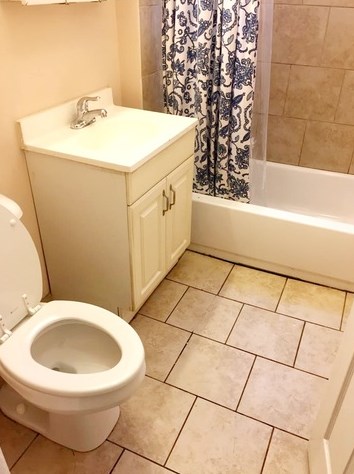 947 18th St, Chicago IL 60608-2305 exterior