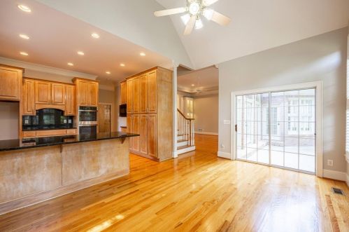 8515 Royal Troon Dr, Duluth GA 30097-1697 exterior