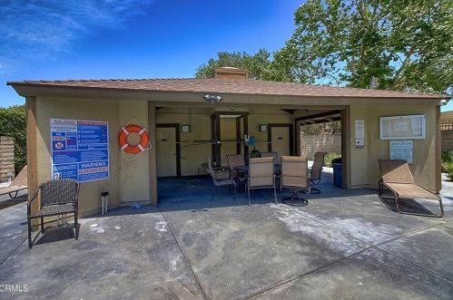 3131 Kelp Ln, Oxnard CA 93035-1665 exterior