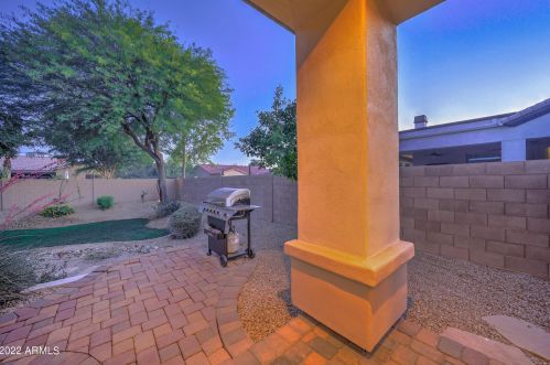 715 County Down Dr, Chandler AZ 85249-7331 exterior