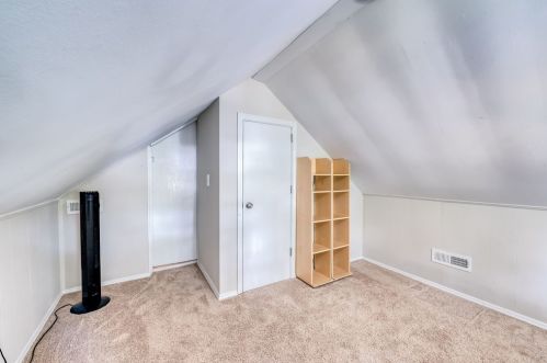 175 Pick Ave, Elmhurst IL 60126-3018 exterior