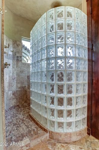 13841 Cyn Dr, Phoenix AZ 85016-2403 exterior